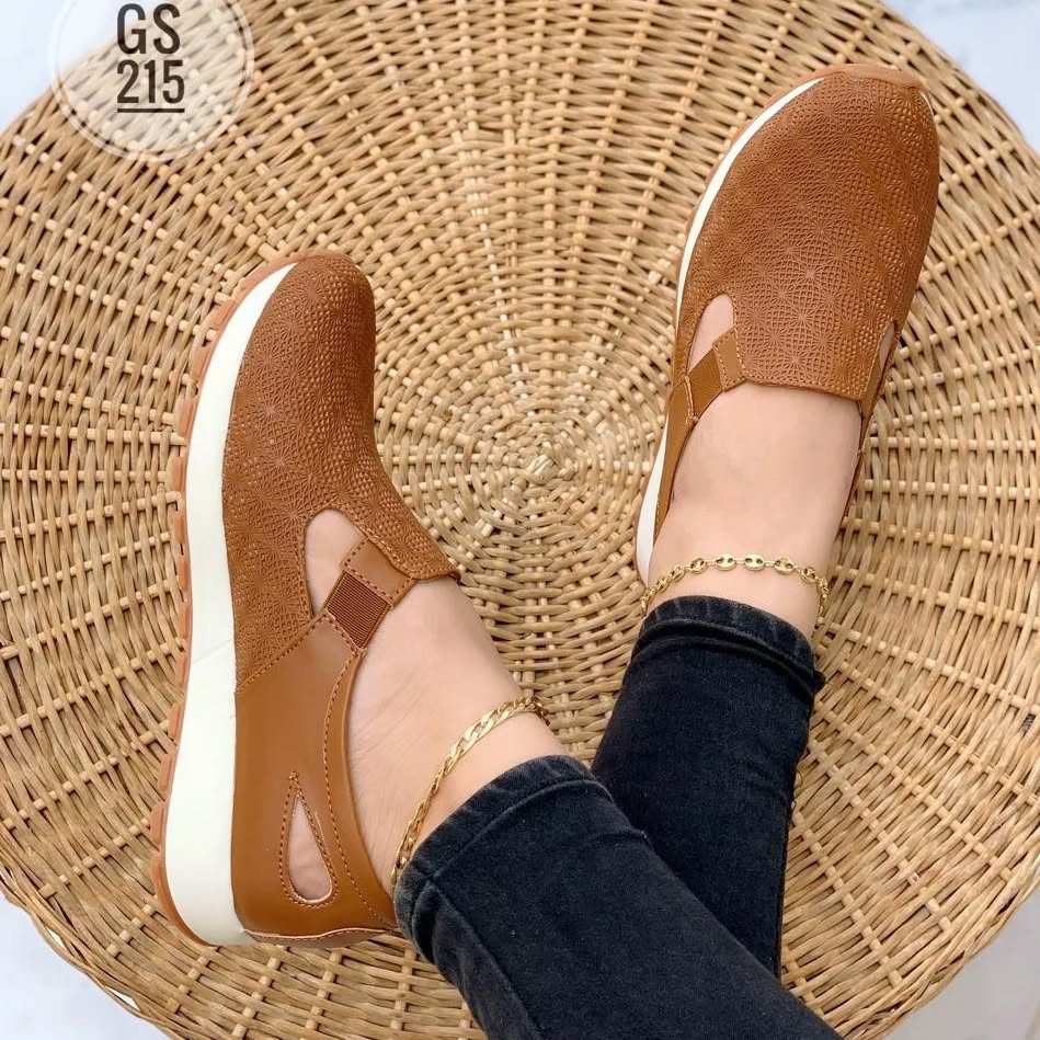 MAFALDA OXFORD ELITE: EMPODERAMIENTO EN CADA PASO